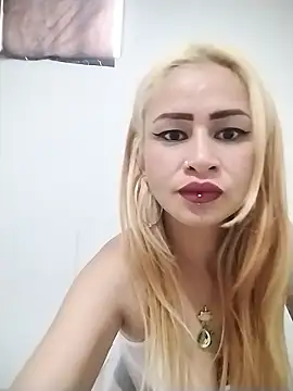 lauranasty online show from March 10, 2026, 9:30 pm