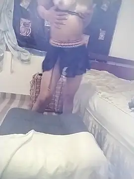 lauranasty online show from April 22, 2026, 11:11 pm