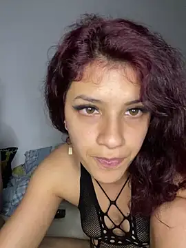MommySexxy23 online show from May 19, 2026, 6:04 pm