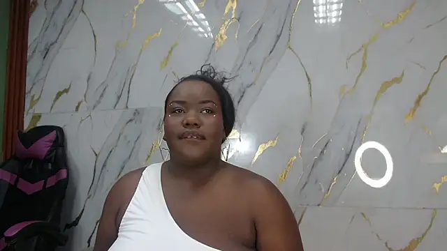 Snapshot of sophie_blake1 chatting on April 25, 2026, 12:30 pm sophie blake1 online show from April 25, 2026, 12:30 pm