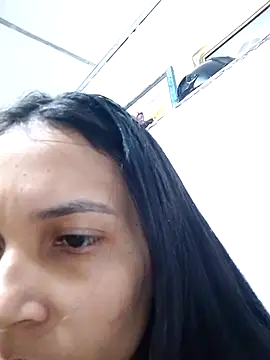 Snapshot of BiancaRoyale chatting on April 29, 2026, 6:17 am BiancaRoyale online show from April 29, 2026, 6:17 am
