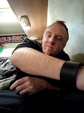 TitanGinger online show from March 2, 2026, 2:57 pm