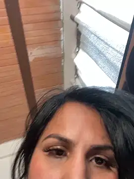 Snapshot of Maracuchitam chatting on May 15, 2026, 1:09 pm Maracuchitam online show from May 15, 2026, 1:09 pm