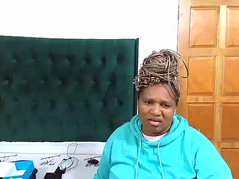 Cuddle Zee online show from April 25, 2026, 5:10 pm