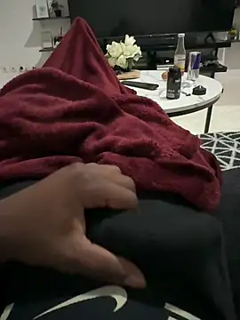 simens76 online show from April 10, 2026, 10:06 pm