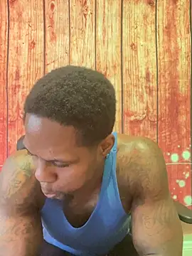 MidwestMandingo9 online show from April 15, 2026, 10:43 pm