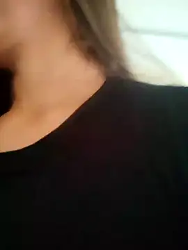 Snapshot of wearehumans1300 chatting on March 2, 2026, 1:50 am wearehumans1300 online show from March 2, 2026, 1:50 am