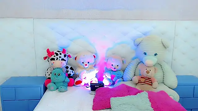 catriona queen16 online show from March 19, 2026, 2:33 am