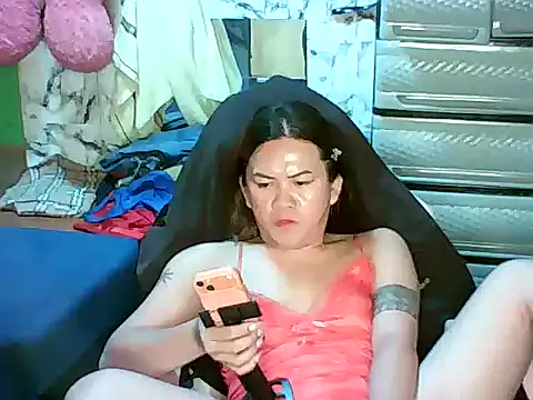 Snapshot of ur_lovelychen chatting on May 26, 2026, 1:04 am ur lovelychen online show from May 26, 2026, 1:04 am