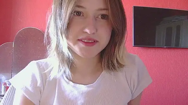 Snapshot of Beloved_Mary chatting on May 25, 2026, 7:40 am Beloved Mary online show from May 25, 2026, 7:40 am