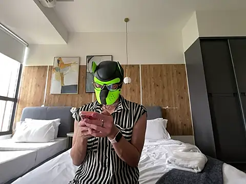 Snapshot of PupperMint_Ruff chatting on March 9, 2026, 7:45 am PupperMint Ruff online show from March 9, 2026, 7:45 am