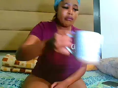 SpicyKittyxxx online show from May 14, 2026, 8:39 pm