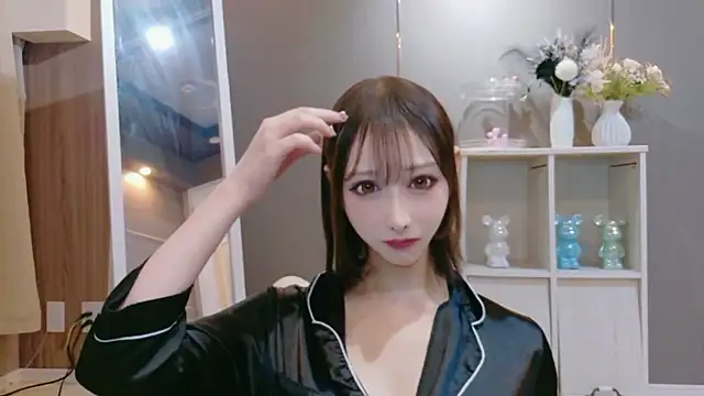 Snapshot of Asuka_H_xxx chatting on April 25, 2026, 12:19 pm Asuka H xxx online show from April 25, 2026, 12:19 pm