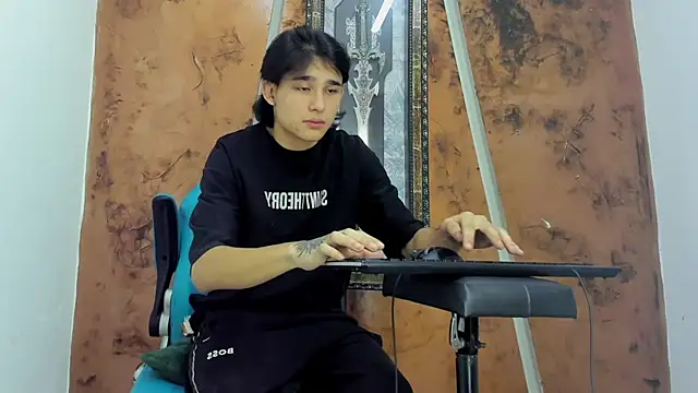 monky 0002 online show from July 15, 2026, 3:46 am