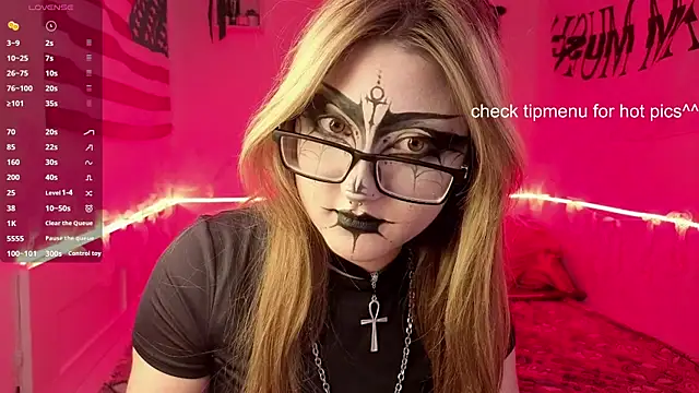 CucKuhta online show from June 10, 2026, 4:30 pm