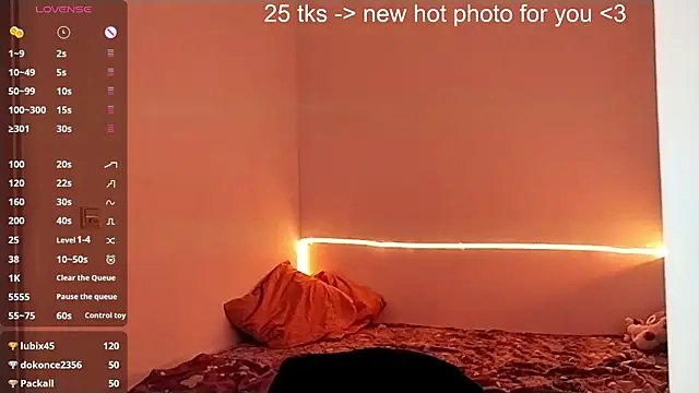 CucKuhta online show from April 10, 2026, 4:14 pm