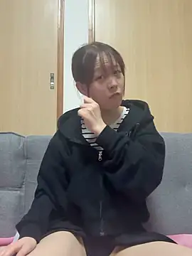 Snapshot of airi-ai0302 chatting on April 5, 2026, 6:20 am airi-ai0302 online show from April 5, 2026, 6:20 am