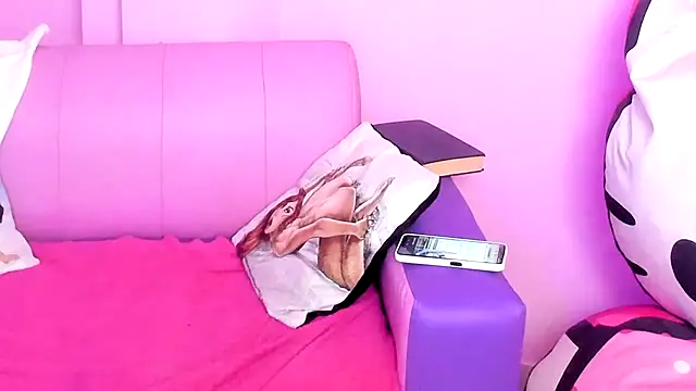 doll katiuska online show from April 11, 2026, 12:31 pm