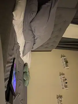 vanessamarieee online show from March 3, 2026, 3:24 am