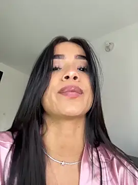 Bella Smithe online show from March 25, 2026, 3:55 pm