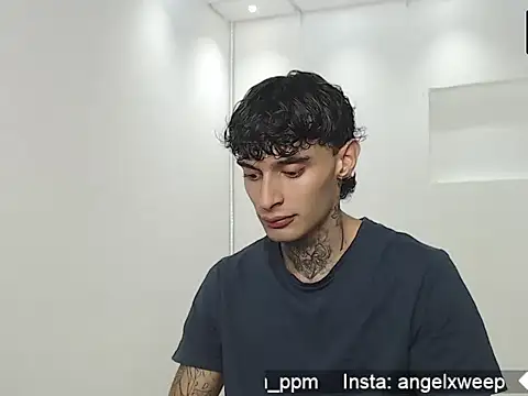 yourxcyberxangel online show from March 18, 2026, 12:47 am