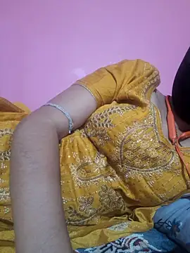 Couple hot999 online show from May 11, 2026, 2:45 pm