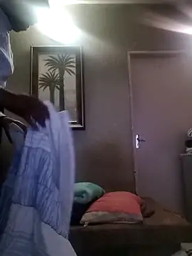 Snapshot of ________----tt chatting on April 13, 2026, 6:39 am ----tt online show from April 13, 2026, 6:39 am