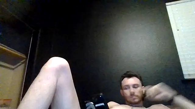 Snapshot of TallHungandCloudy69 chatting on May 24, 2026, 3:17 am TallHungandCloudy69 online show from May 24, 2026, 3:17 am