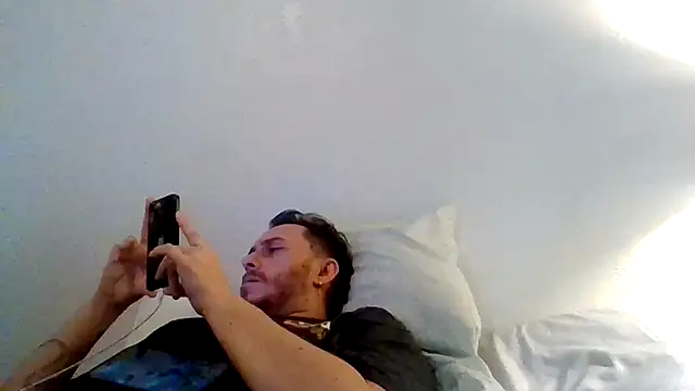 TallHungandCloudy69 online show from March 19, 2026, 2:06 pm