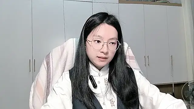 Eeya-36 online show from April 23, 2026, 11:38 am