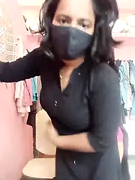 Snapshot of Miss-Dolly07 chatting on March 27, 2026, 4:21 am Miss-Dolly07 online show from March 27, 2026, 4:21 am