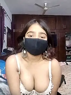 Snapshot of Ishaa_22 chatting on March 28, 2026, 8:10 pm Ishaa 22 online show from March 28, 2026, 8:10 pm