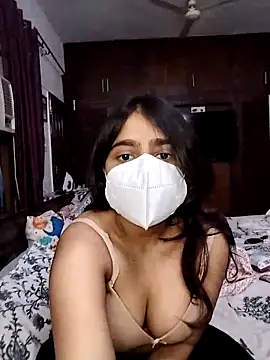 Snapshot of Ishaa_22 chatting on March 7, 2026, 6:02 pm Ishaa 22 online show from March 7, 2026, 6:02 pm
