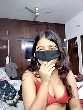 Snapshot of Ishaa_22 chatting on April 1, 2026, 4:48 pm Ishaa 22 online show from April 1, 2026, 4:48 pm