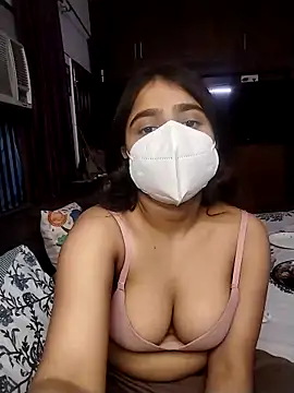 Snapshot of Ishaa_22 chatting on March 9, 2026, 6:55 pm Ishaa 22 online show from March 9, 2026, 6:55 pm