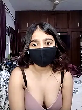 Snapshot of Ishaa_22 chatting on April 2, 2026, 7:31 pm Ishaa 22 online show from April 2, 2026, 7:31 pm