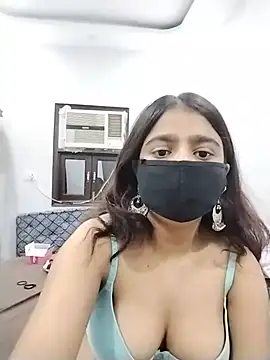 Snapshot of Ishaa_22 chatting on June 25, 2026, 8:25 pm Ishaa 22 online show from June 25, 2026, 8:25 pm