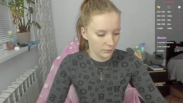 Mary Blu online show from October 27, 2025, 9:43 am