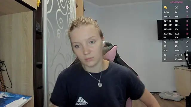 Mary Blu online show from September 20, 2025, 8:19 am