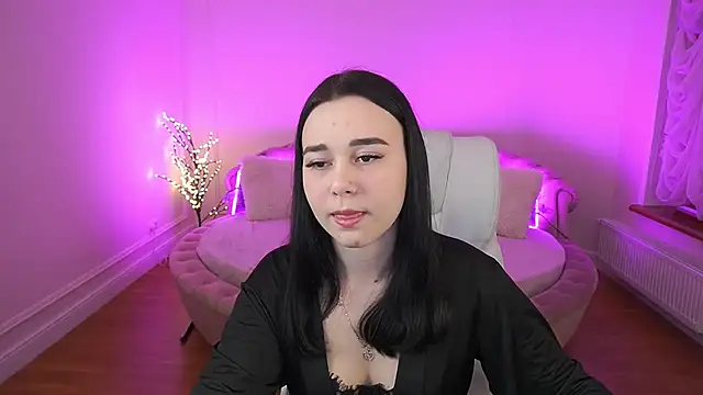 TorrySrar online show from March 18, 2026, 9:04 pm