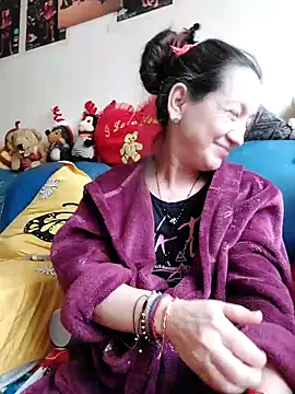 anayss17 online show from March 2, 2026, 2:24 pm