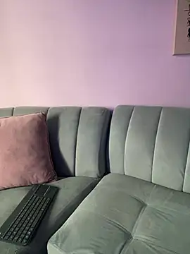 Im Luuu online show from March 27, 2026, 1:12 pm