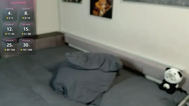 Snapshot of Reisy_W chatting on March 14, 2026, 4:13 pm Reisy W online show from March 14, 2026, 4:13 pm