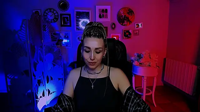 MonicaRiley online show from April 20, 2026, 1:03 pm