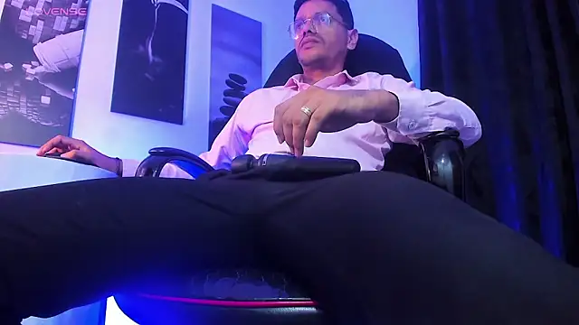 Nero 62 online show from March 18, 2026, 1:53 am