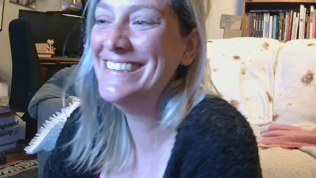 MistyMountains96 online show from March 26, 2026, 11:57 pm