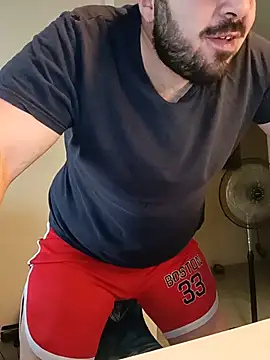Snapshot of bear_skinny chatting on June 8, 2026, 2:06 pm bear skinny online show from June 8, 2026, 2:06 pm