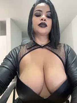AriannaSmyth online show from June 3, 2026, 12:33 am