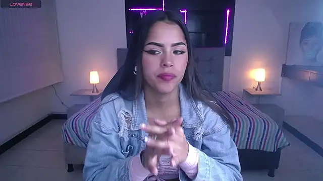  chloe 1 online show from March 31, 2026, 7:16 pm