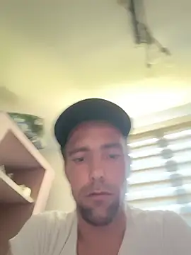 Snapshot of Speedyvinc chatting on June 20, 2026, 1:38 pm Speedyvinc online show from June 20, 2026, 1:38 pm